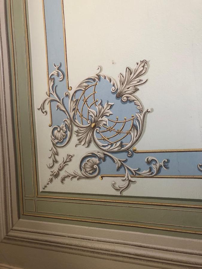 Villa Il Maiale Bianco Bed & Breakfast ซาน เฟเดเล อินเตลวี ภายนอก รูปภาพ