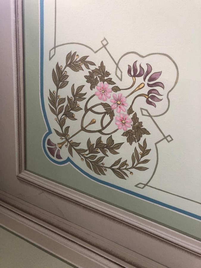 Villa Il Maiale Bianco Bed & Breakfast ซาน เฟเดเล อินเตลวี ภายนอก รูปภาพ