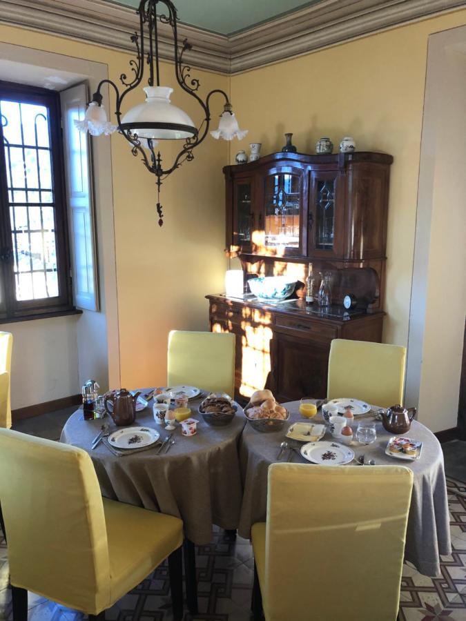 Villa Il Maiale Bianco Bed & Breakfast ซาน เฟเดเล อินเตลวี ภายนอก รูปภาพ