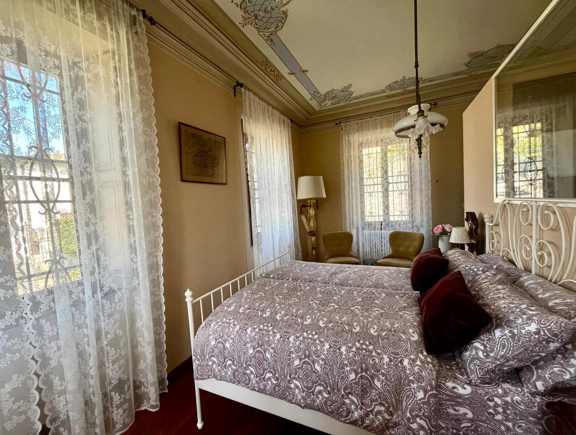 Villa Il Maiale Bianco Bed & Breakfast ซาน เฟเดเล อินเตลวี ภายนอก รูปภาพ