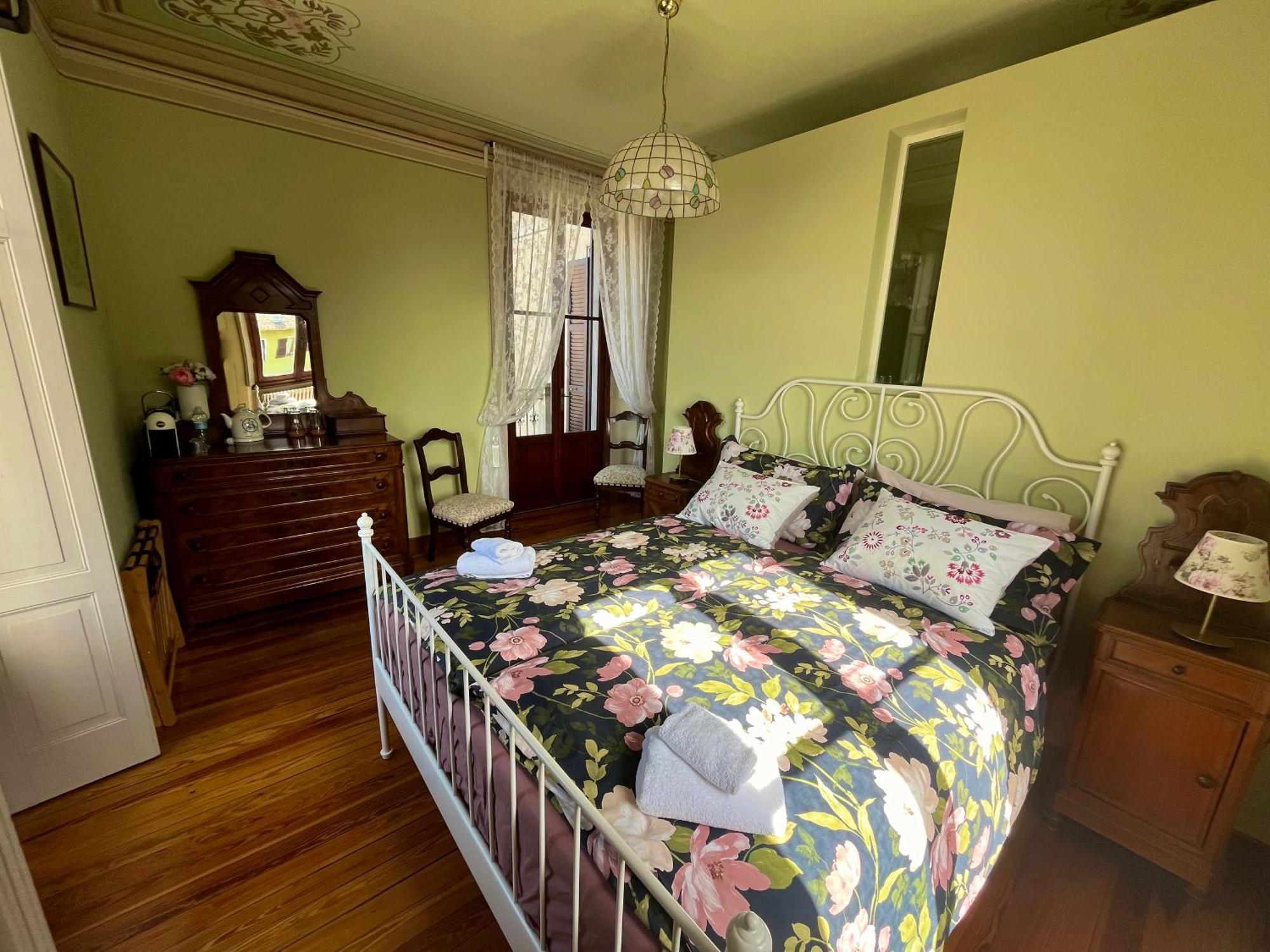 Villa Il Maiale Bianco Bed & Breakfast ซาน เฟเดเล อินเตลวี ภายนอก รูปภาพ